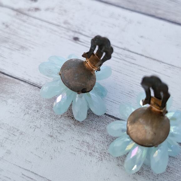 Vintage Clip On Earrings Large Light Green Stamped Western Germany - Picture 5 of 6